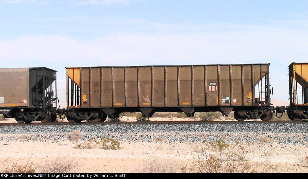 EB Unit Empty Open Hopper Frt at Erie NV -26